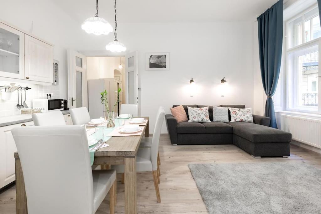 Perfect Day 3 -3 Bedr, 2 Bathrooms Budapest Exteriör bild
